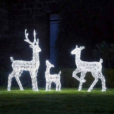 ornamento luminoso di renne con fiocco rosso per la casa set famiglia di renne illuminate a LED per decorazioni natalizie il prato e l'arredamento esterno del cortile Cervo luminoso di Natale 