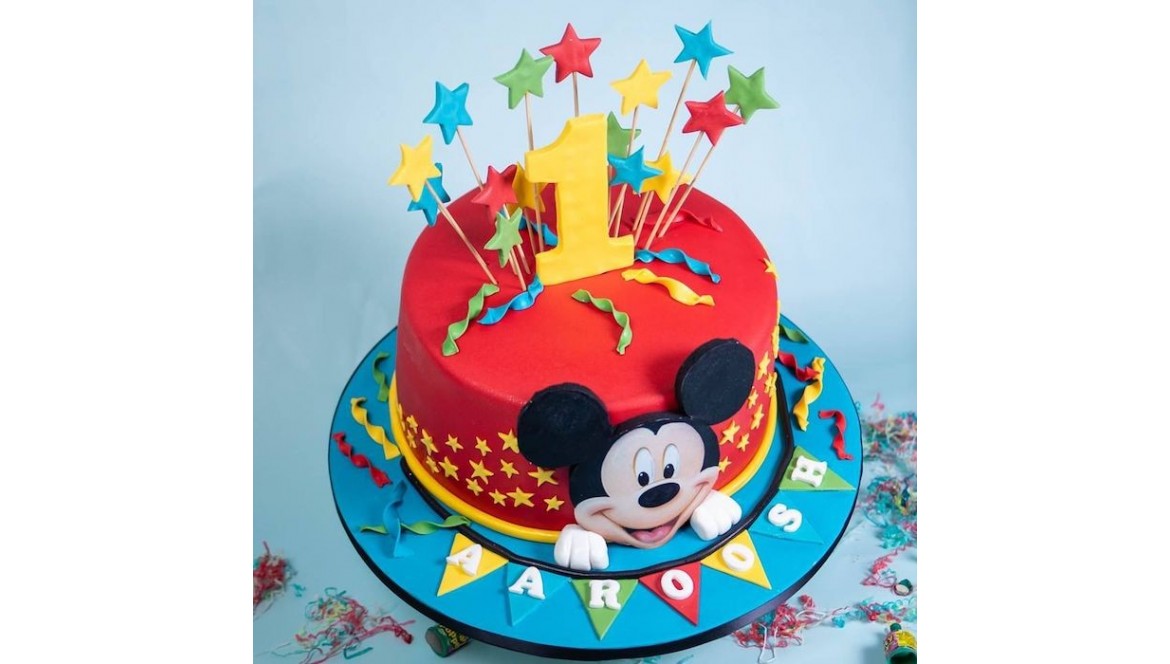 Torta Topolino Disney, 8 ricette in pasta da zucchero, con cialde, 3D -  RioParty